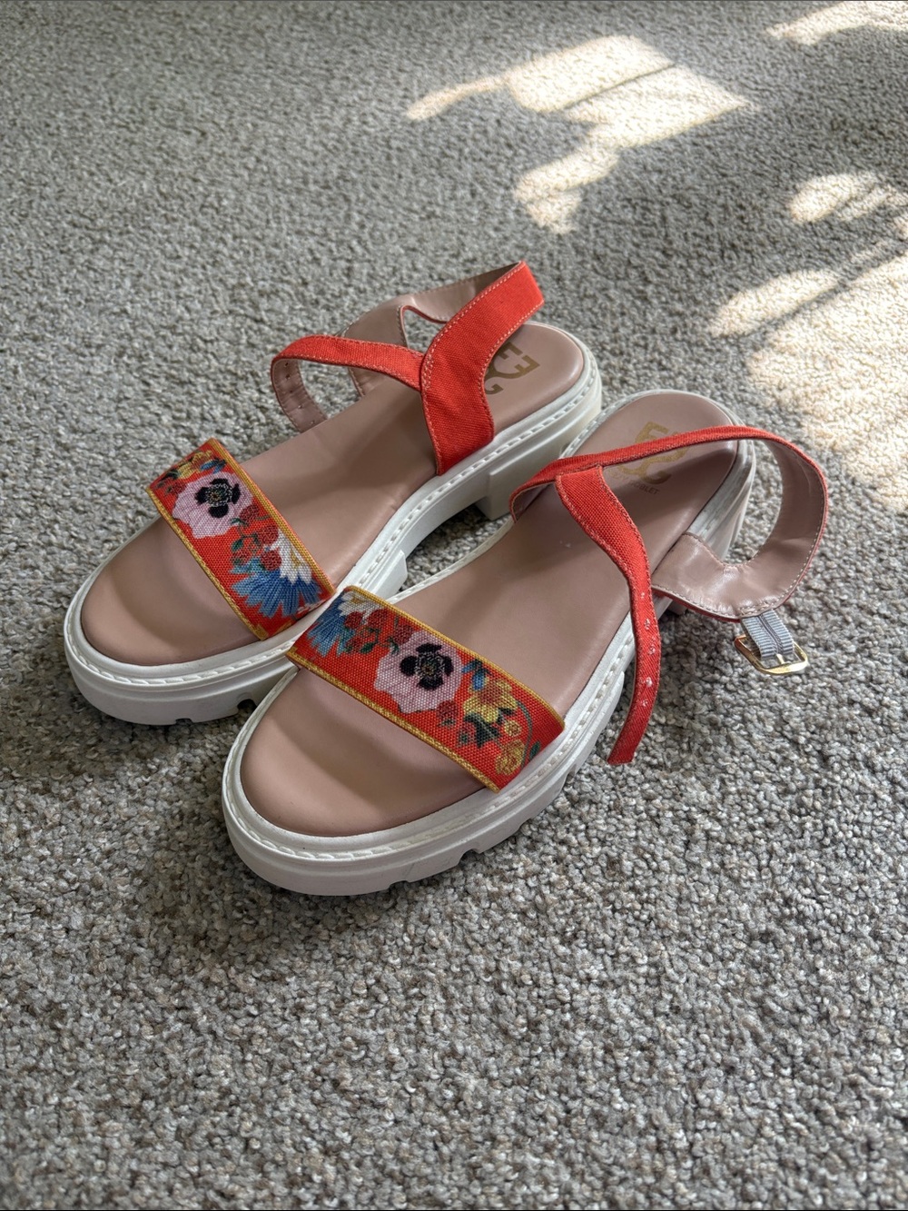 Fizzy Goblet Tangerine Splash Sandals size 38